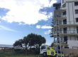 gold_coast_high_rise_apartment_lift_furniture_from_balcony_crane_hoist_lifting_up_to_9_storeys_for_units_house_townhouse