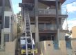 use_crane_hoist_truck_lift_on_building_site_to_quickly_safely_lift_building_materials_brisbane_gold_coast_sunshine_coast_truck_lift